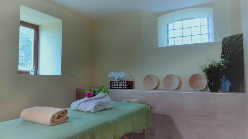Kowalowe Skaly Spa&More Еленя-Гура Экстерьер фото